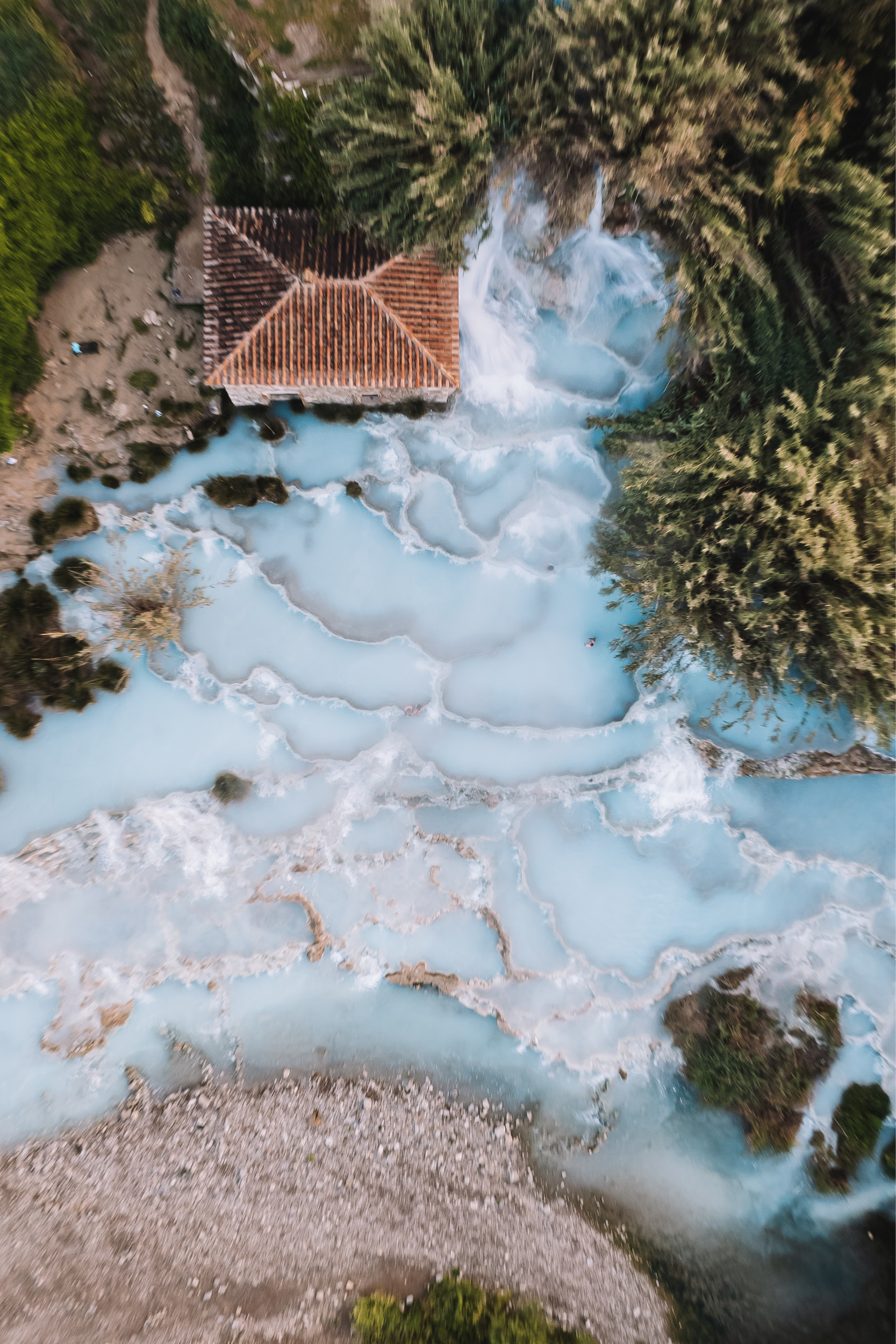 Saturnia hot springs Toscane